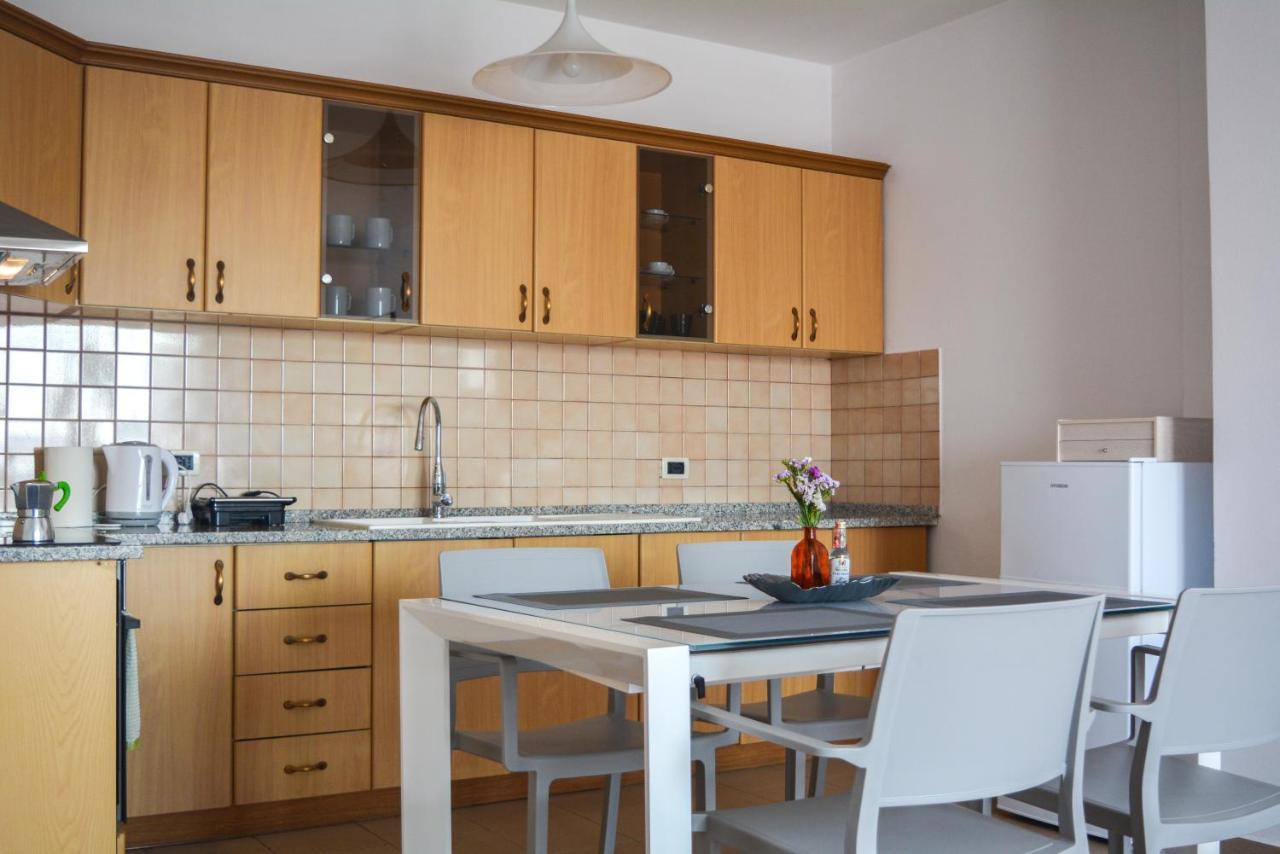 Chiara Lovely Apartment Tiranë Ngoại thất bức ảnh