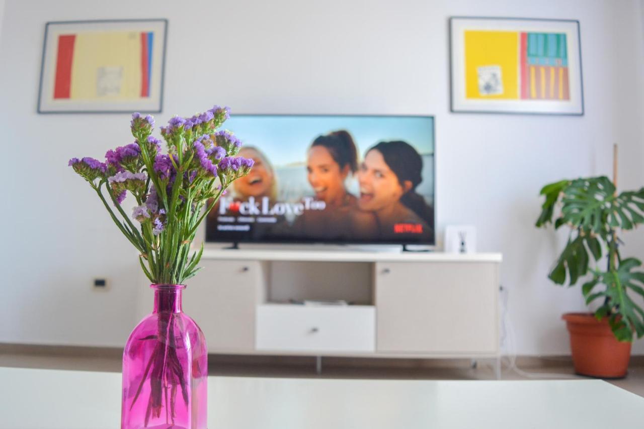 Chiara Lovely Apartment Tiranë Ngoại thất bức ảnh